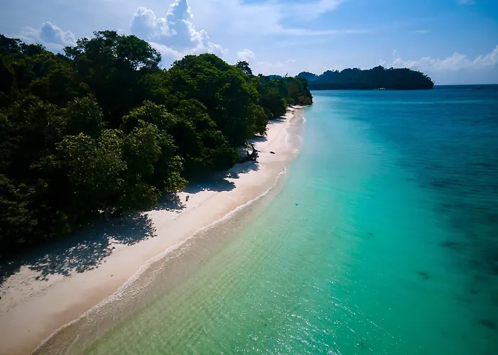 Jsk Mantanani Island Resorts
