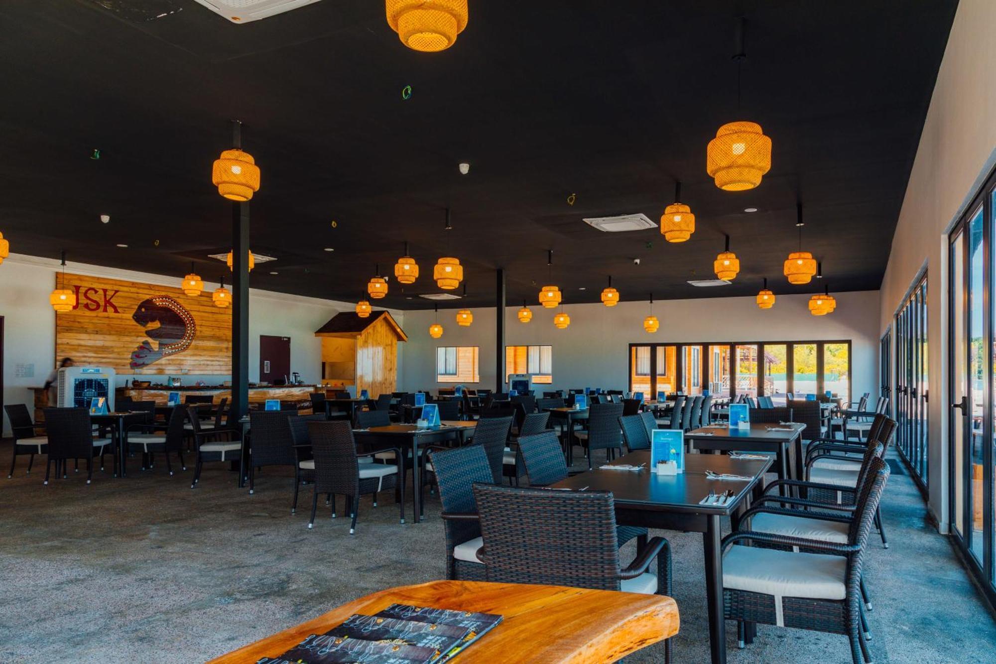 Jsk Island Resort